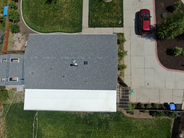 1863 E VILLAGE GREEN RD, Cottonwood Heights, UT 84121