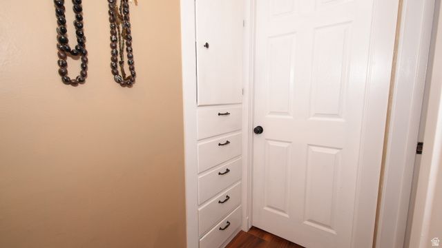 1863 E VILLAGE GREEN RD, Cottonwood Heights, UT 84121