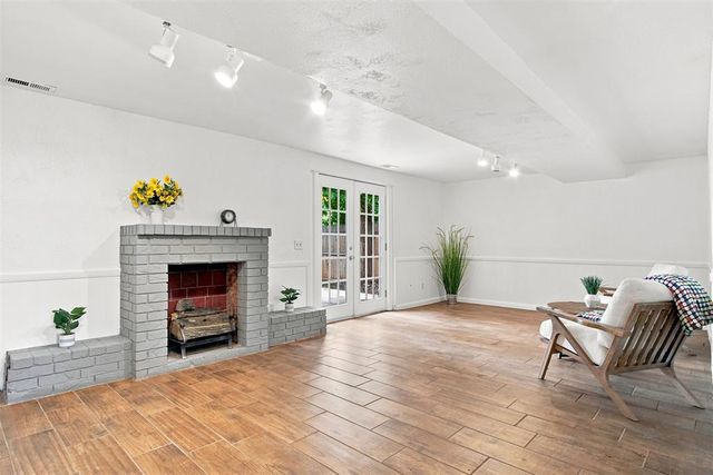 101 W Ash Drive, Noble, OK 73068