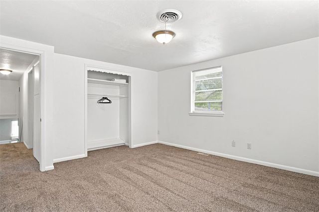 101 W Ash Drive, Noble, OK 73068