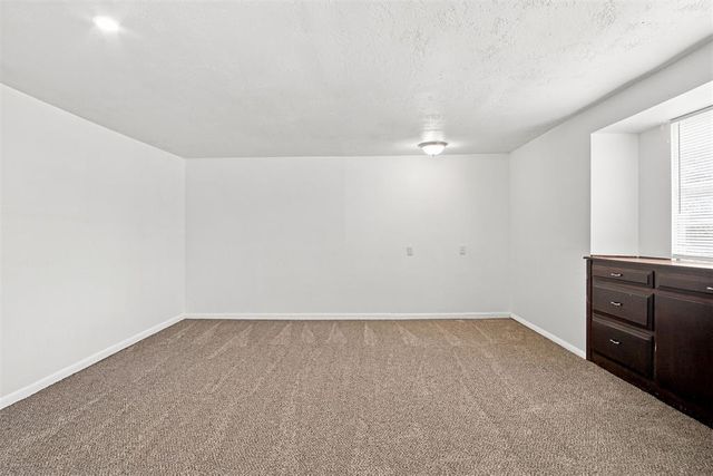 101 W Ash Drive, Noble, OK 73068