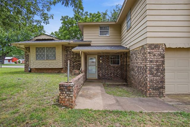101 W Ash Drive, Noble, OK 73068