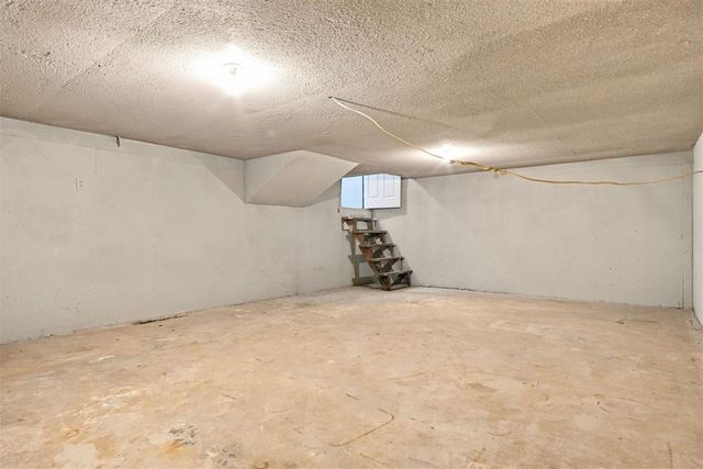 101 W Ash Drive, Noble, OK 73068