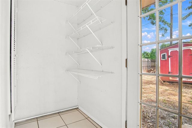 101 W Ash Drive, Noble, OK 73068