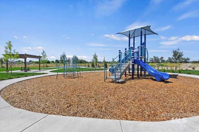 10543 W Mizzle Drive, Star, ID 83669