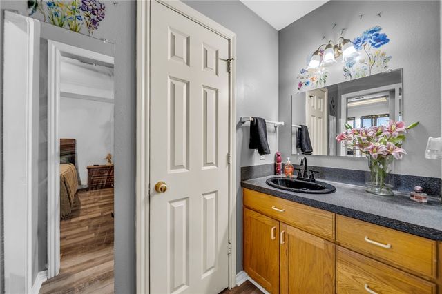 6 West Trail Lane, Hilltop Lakes, TX 77871