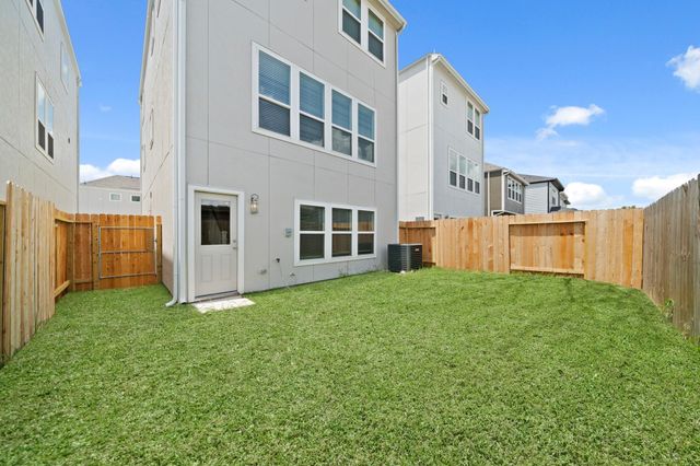 13305 Moncloa Drive, Houston, TX 77047