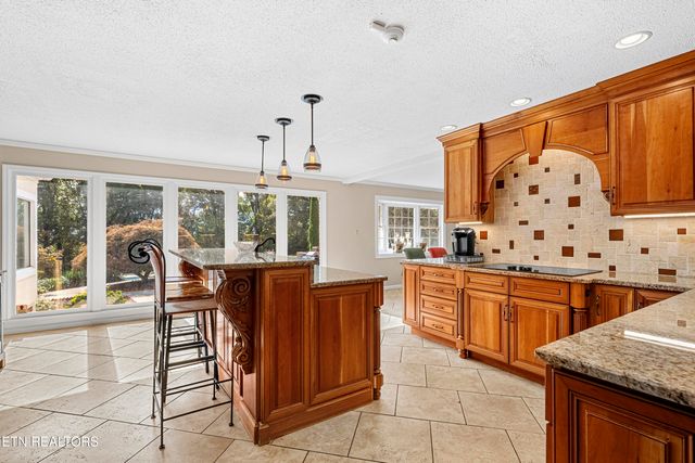 307 Triplett Lane, Knoxville, TN 37922