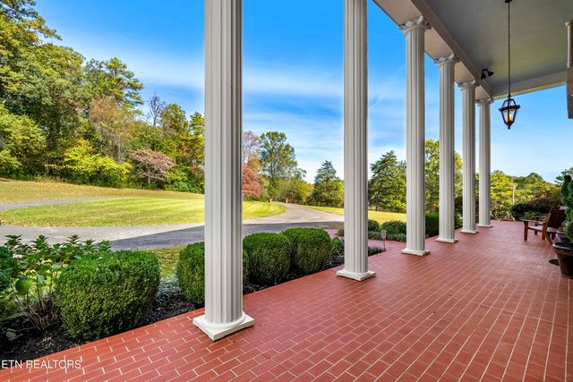 307 Triplett Lane, Knoxville, TN 37922