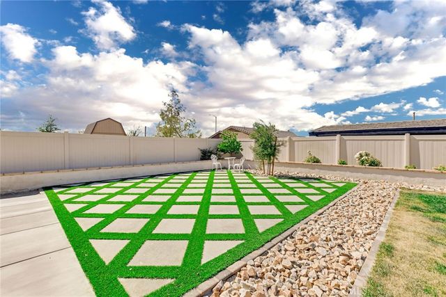 10522 Pampas Court, Adelanto, CA 92301