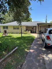 2705 Ammons Street, Baytown, TX 77521