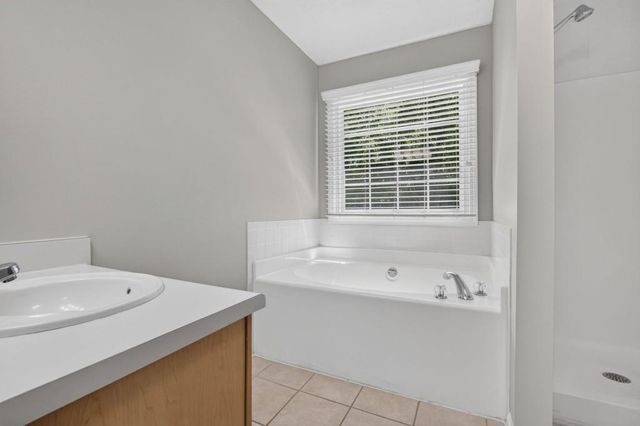 4025 Hemingway Drive, Monroe, GA 30656