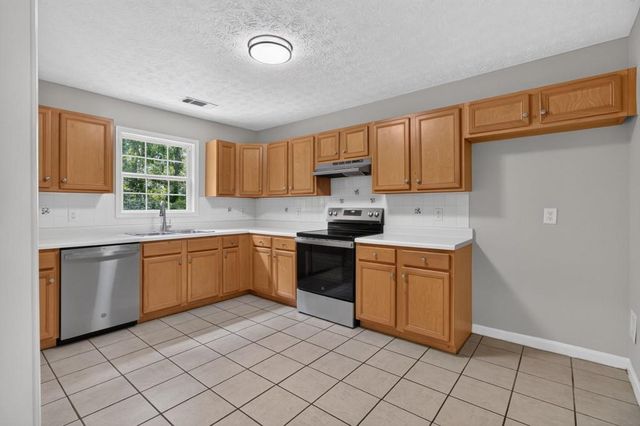 4025 Hemingway Drive, Monroe, GA 30656