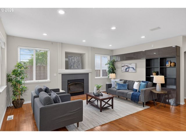 14395 Nw LILIUM Dr, Portland, OR 97229