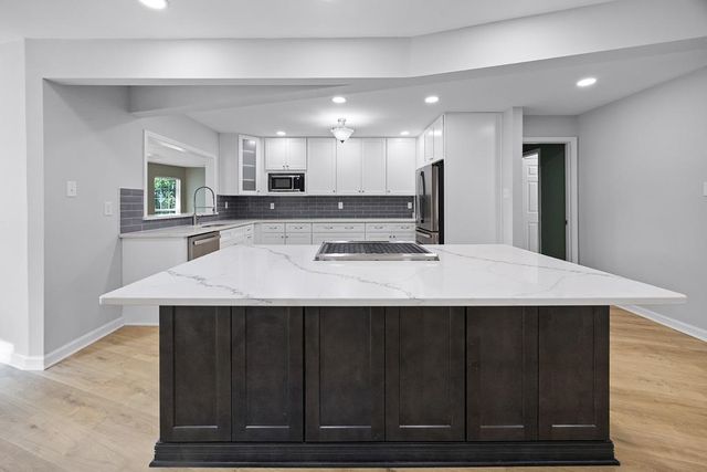 9606 BLUE SPRUCE DR, Lakeland, TN 38002