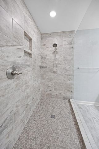 9606 BLUE SPRUCE DR, Lakeland, TN 38002