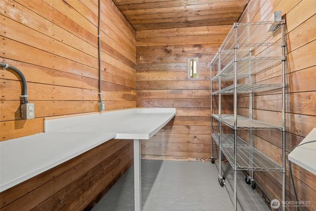 5392 Shore Meadow Road, Freeland, WA 98249
