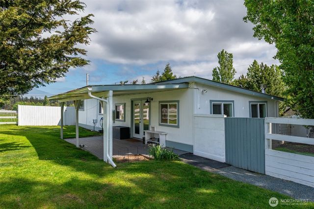 5392 Shore Meadow Road, Freeland, WA 98249