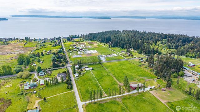 5392 Shore Meadow Road, Freeland, WA 98249