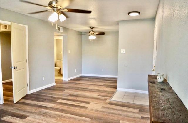 2110 Wilcrest Drive 140, Houston, TX 77042