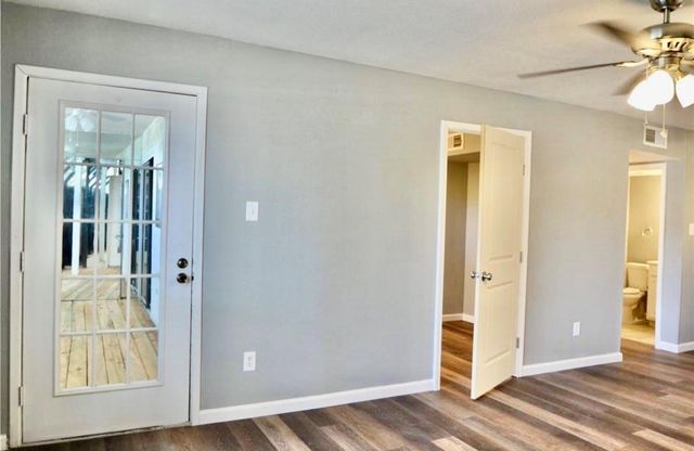 2110 Wilcrest Drive 140, Houston, TX 77042