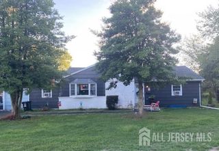 68 Ellison Road, Franklin Twsp, NJ 08873