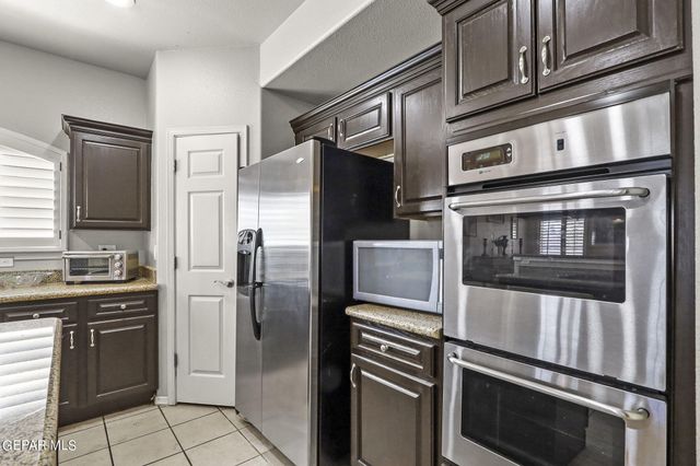 5900 Anapaula Drive, El Paso, TX 79932
