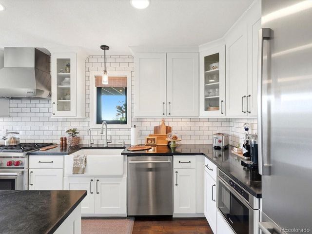 10594 Crystal Dr, Morrison, CO 80465