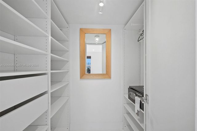 1245 West Avenue 401, Miami Beach, FL 33139