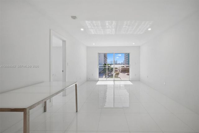 1245 West Avenue 401, Miami Beach, FL 33139
