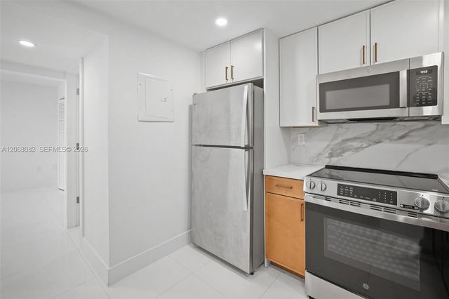 1245 West Avenue 401, Miami Beach, FL 33139