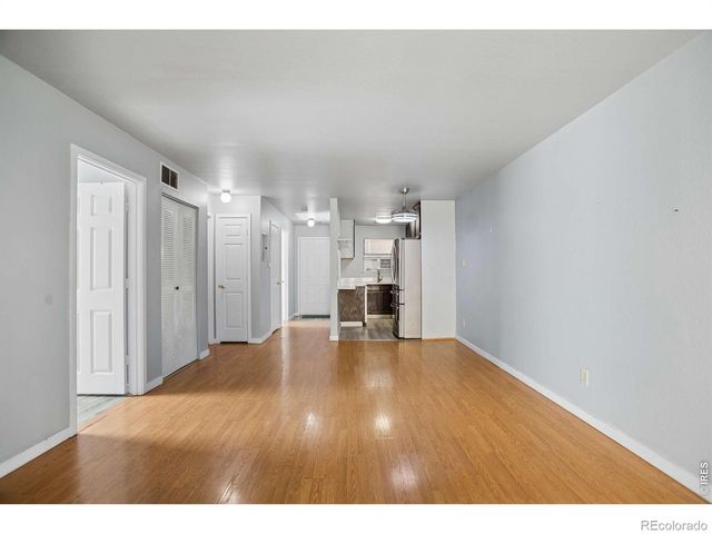 225 E 8th Avenue 6, Longmont, CO 80504