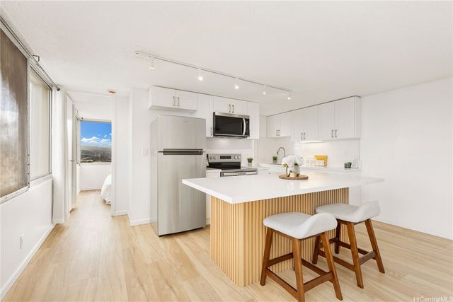 1060 Kamehameha Highway 3806A, Pearl City, HI 96782