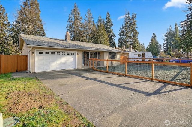11907 47th Drive NE, Marysville, WA 98271