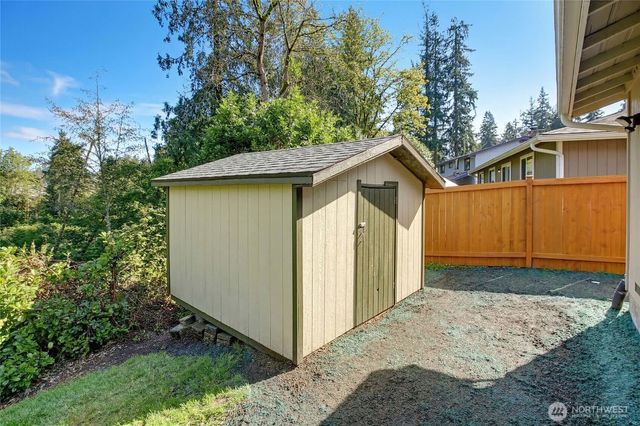 11907 47th Drive NE, Marysville, WA 98271