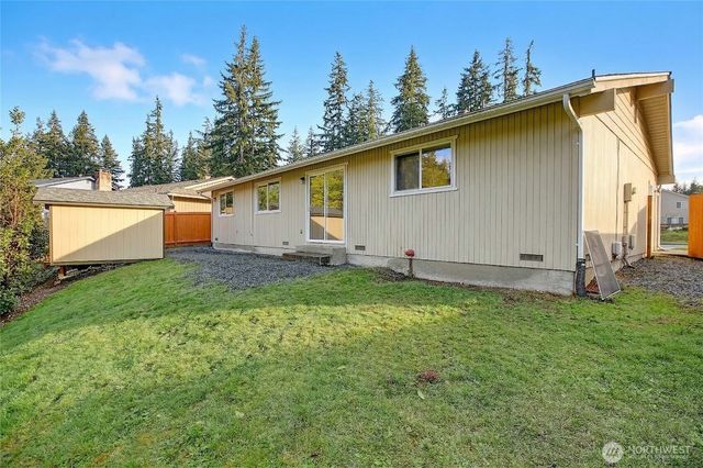 11907 47th Drive NE, Marysville, WA 98271