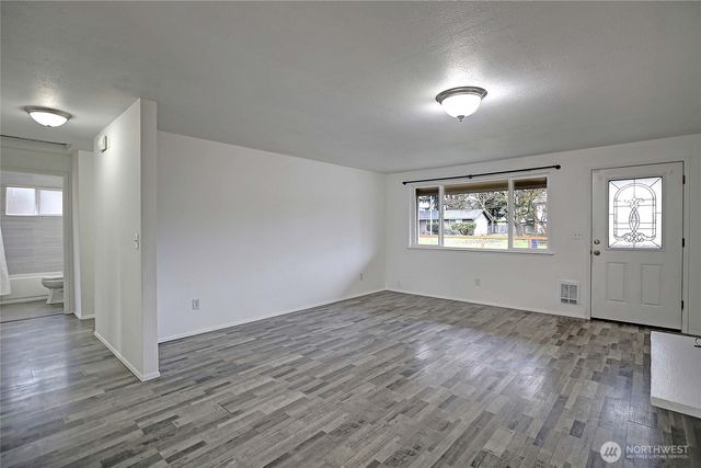 11907 47th Drive NE, Marysville, WA 98271