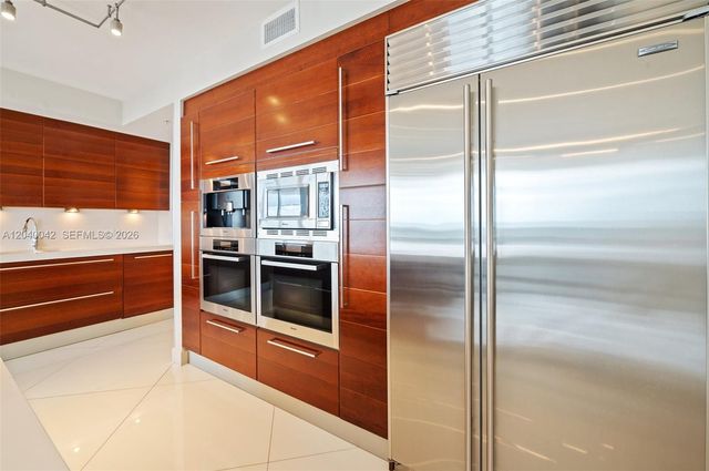 18201 Collins Avenue 5201, Sunny Isles Beach, FL 33160