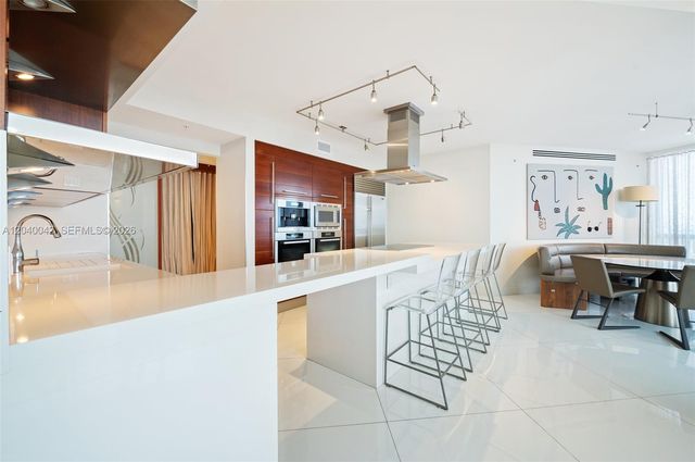 18201 Collins Avenue 5201, Sunny Isles Beach, FL 33160