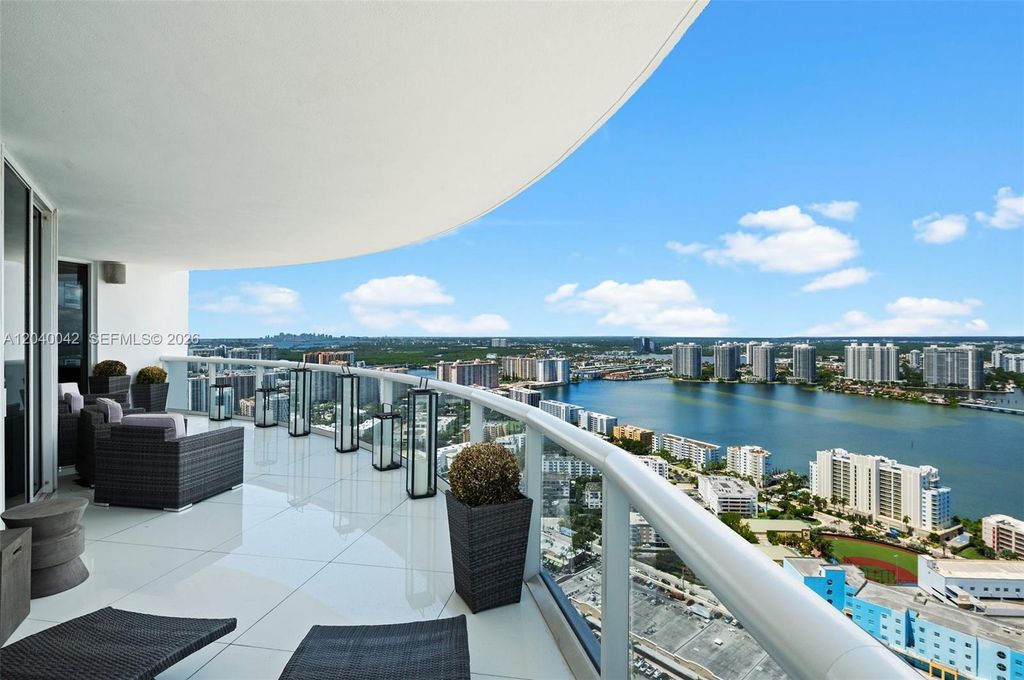 18201 Collins Avenue 5201, Sunny Isles Beach, FL 33160