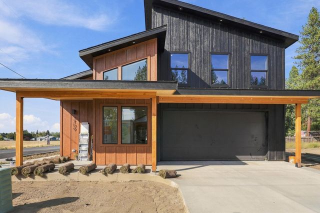 3709 E Nyberg Ln, Mead, WA 99021 property photo