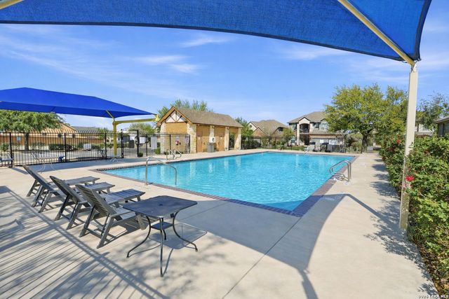 733 Clearbrook, Schertz, TX 78108