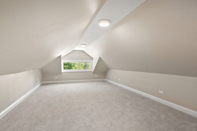 9400 S Charles Street, Chicago, IL 60643