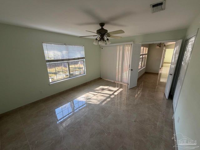 10 Arapaho Dr, Perdido Key, FL 32507