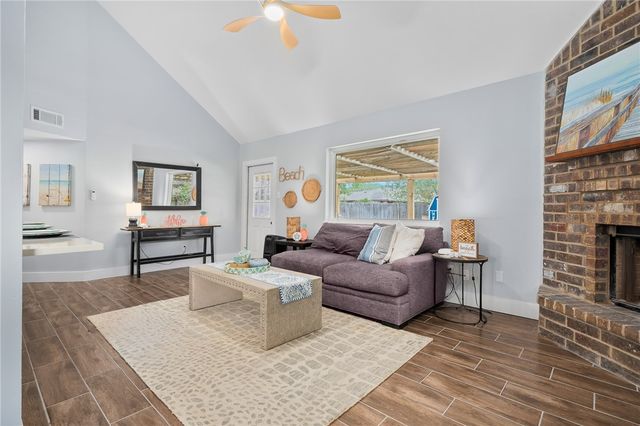 2714 Vancouver Dr, Corpus Christi, TX 78414