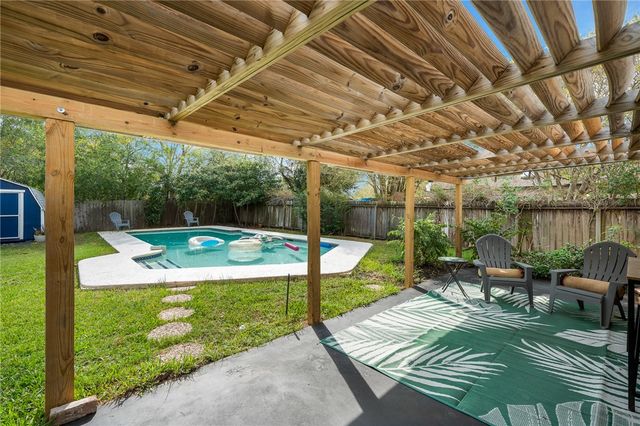 2714 Vancouver Dr, Corpus Christi, TX 78414