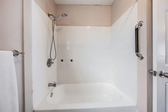 5475 70TH LANE N, St Petersburg, FL 33709