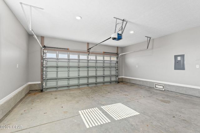 1041 Plantation Drive, Panama City, FL 32404