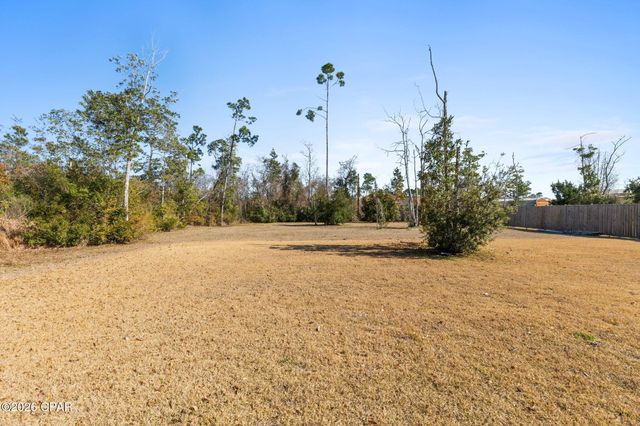1041 Plantation Drive, Panama City, FL 32404