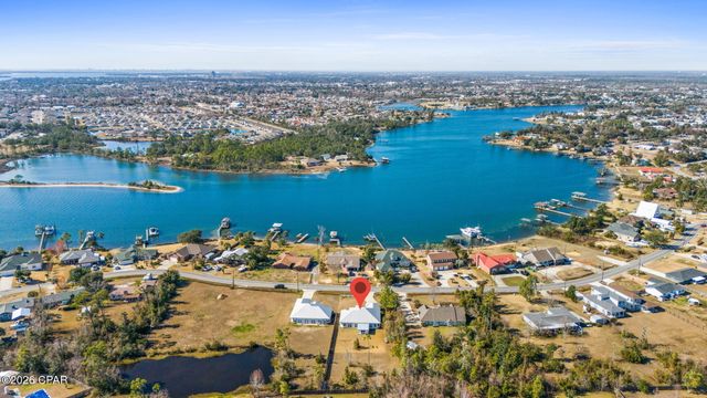 1041 Plantation Drive, Panama City, FL 32404